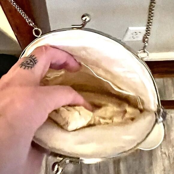 Vintage Magid White Micro Beads Evening Purse new - Picture 3 of 9